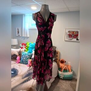 DKNY sleeveless floral design dress